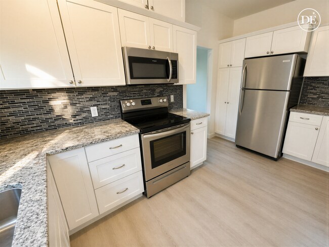 Building Photo - 211 N Vendome St