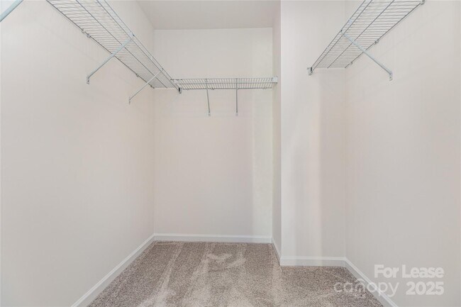 Building Photo - 3160 Lilac Grove Dr