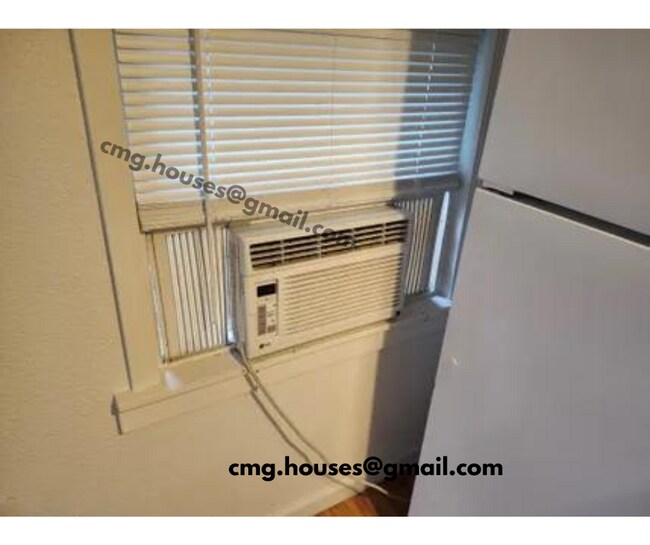 Building Photo - 14602 Portland Ave SW