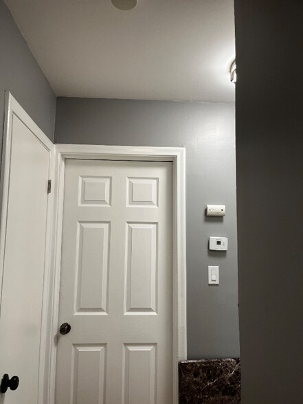 Building Photo - 18860 Poinciana