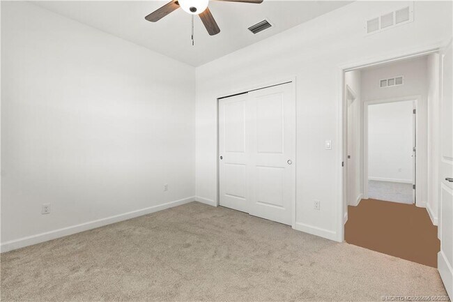 Building Photo - 14143 SW Safi Ter
