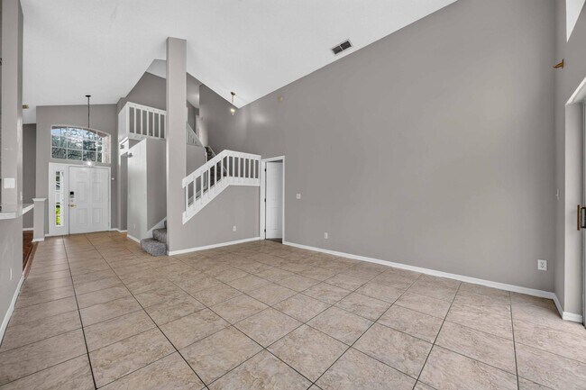 Building Photo - 2235 Mallory Cir