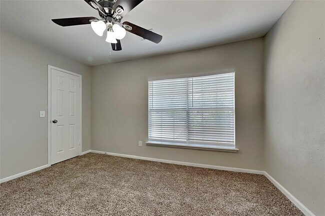 Building Photo - 4106 King Cotton Ln