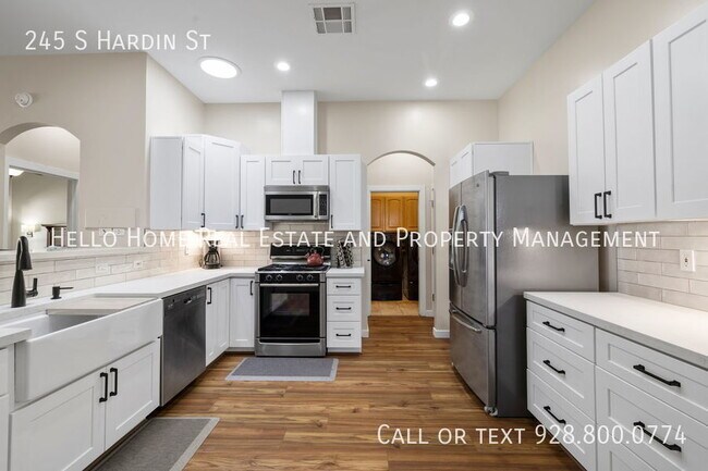 Building Photo - 245 S Hardin St
