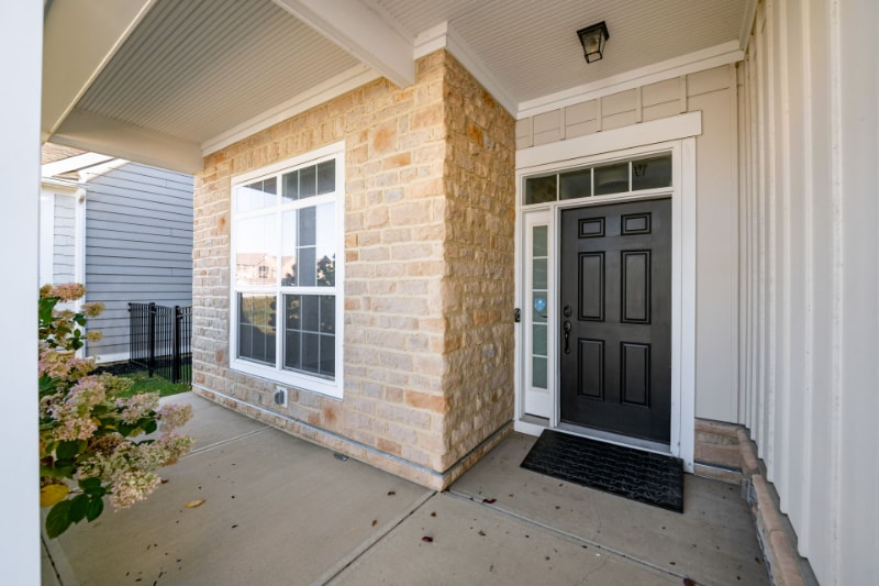 Building Photo - 5173 Hamptonshire Dr