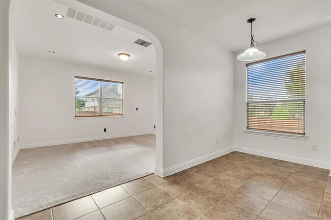 Building Photo - 142 Goodwater Ct