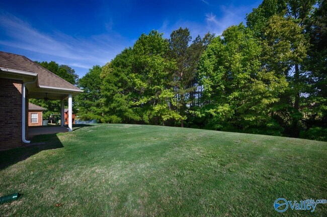 Building Photo - 108 Blackwood Dr NW