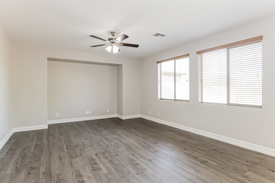 Building Photo - 6842 W Nadine Way