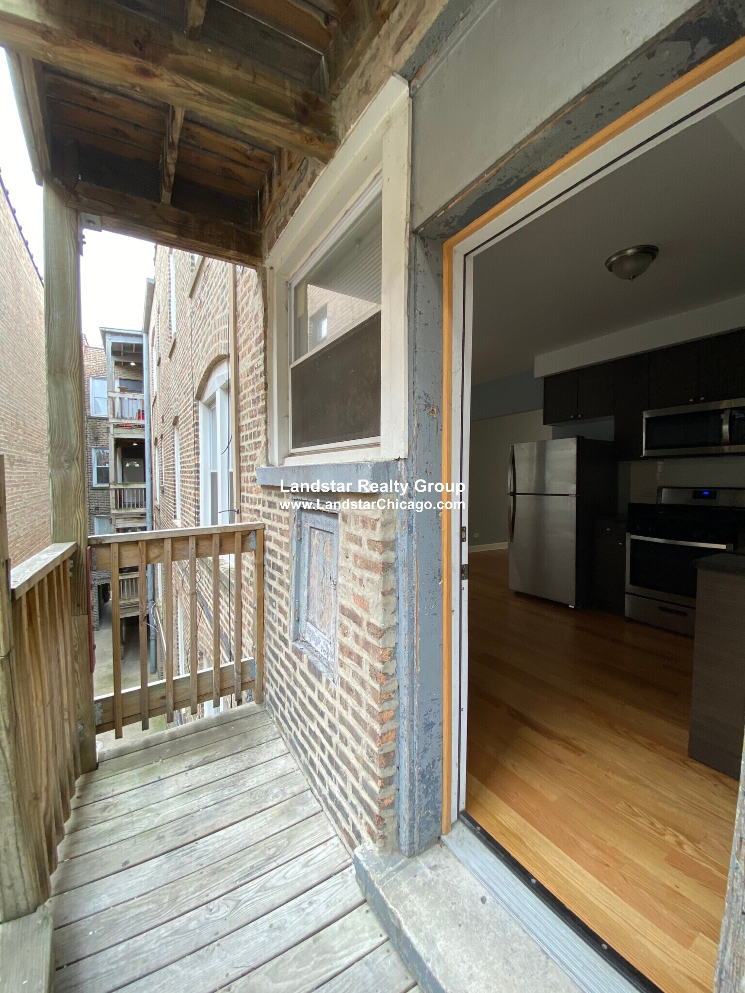 Building Photo - 1645 W Pratt Blvd