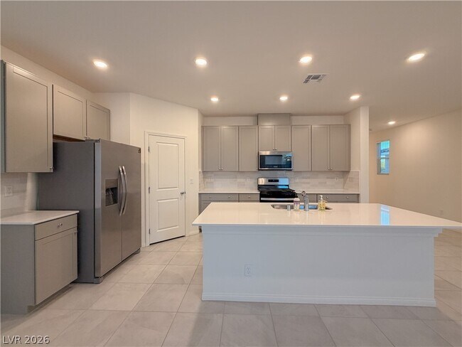 Building Photo - 8143 Desert Cassia Ave
