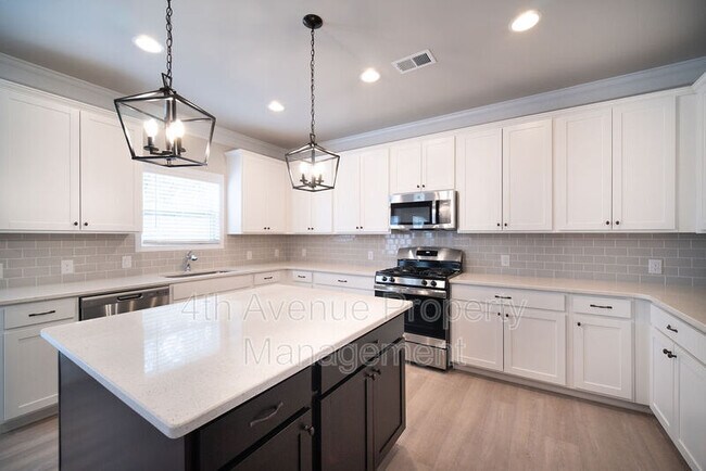 Building Photo - 417 Hudson Cove Trl