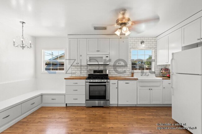 Building Photo - 1463 Jackson St