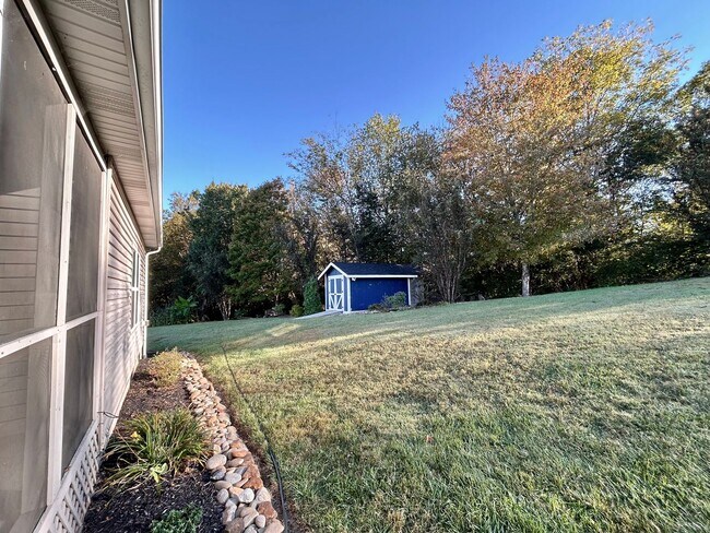 Building Photo - Beautiful 3 bedroom-plus bonus room-2 bath for rent!