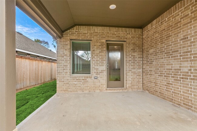 Building Photo - 7602 Angels Lndg Ln