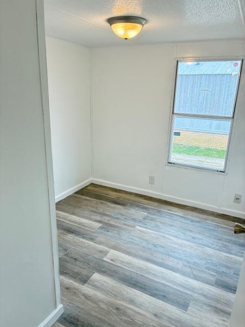 Building Photo - 2323 Wysteria Ln