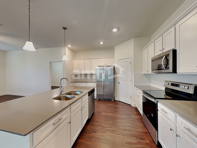 Building Photo - 33901 Widman Way