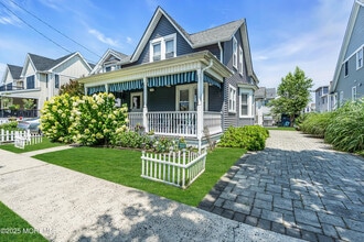 Building Photo - 306 Ocean Park Ave
