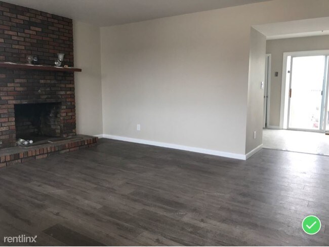 Building Photo - 4 br, 2 bath House - 204 Sheridan Pl