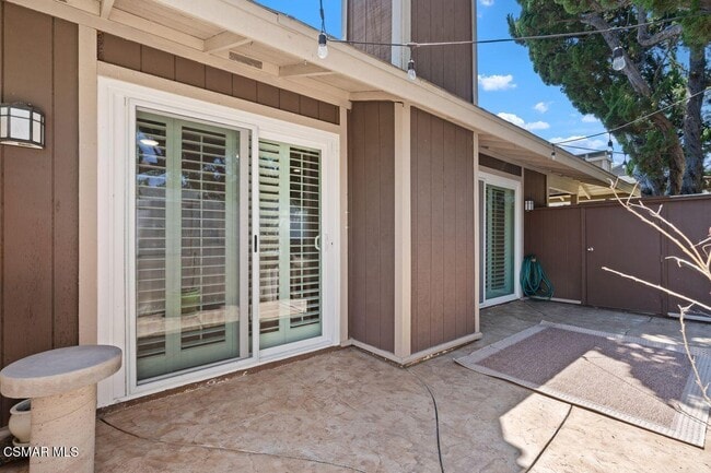 Building Photo - 28551 Conejo View Dr
