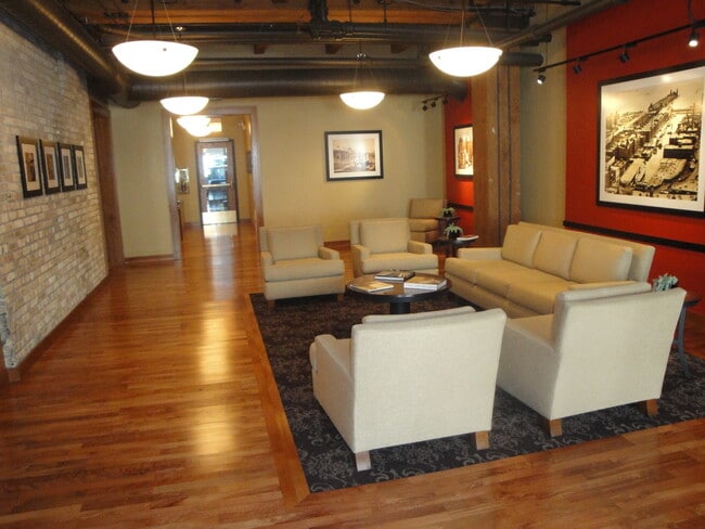 Building Photo - 540 N Lake Shore Dr