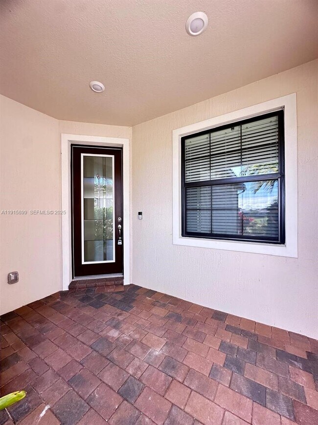 Building Photo - 4139 Silver Maple Wy