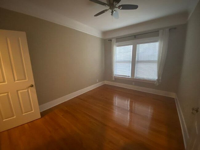 Building Photo - 3 Bedroom 2 Bath in Historic Orlando for RENT!