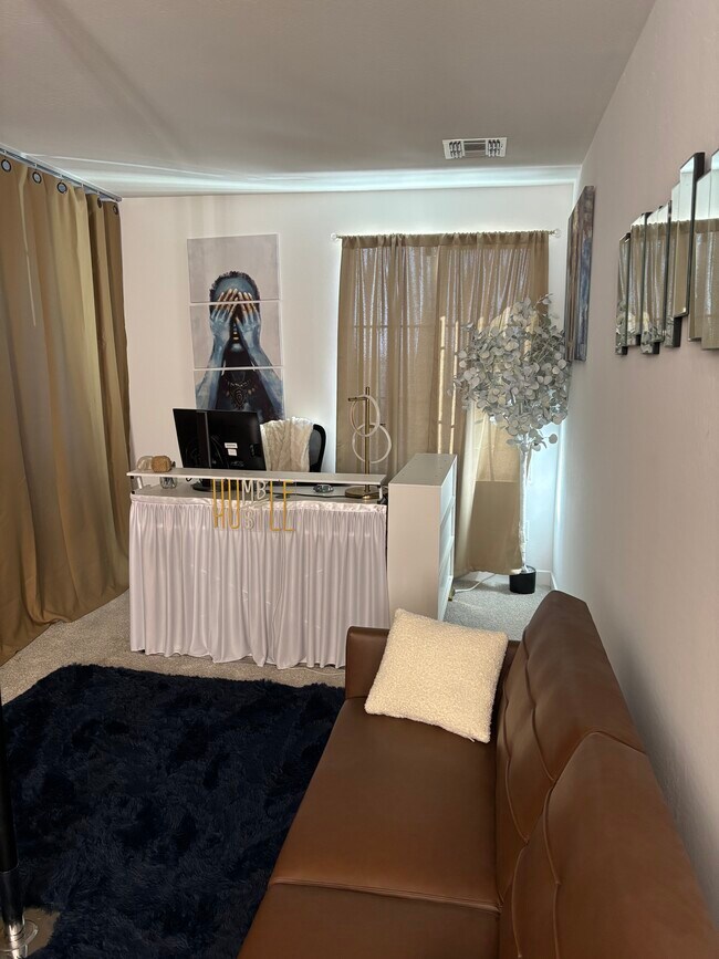 Building Photo - 23406 W Winslow Ave