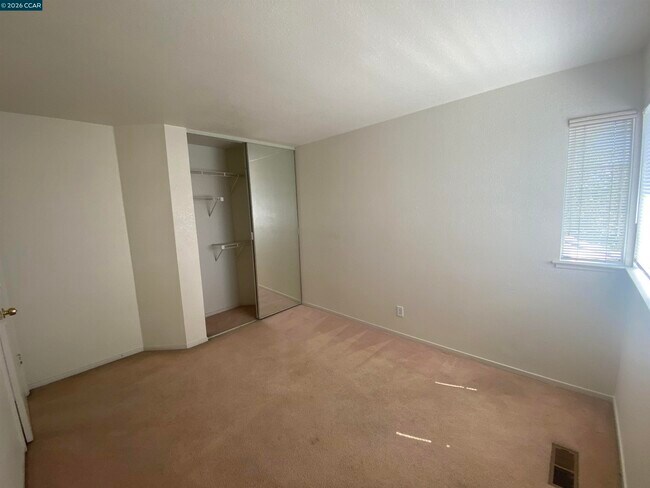 Building Photo - 293 Scotts Valley