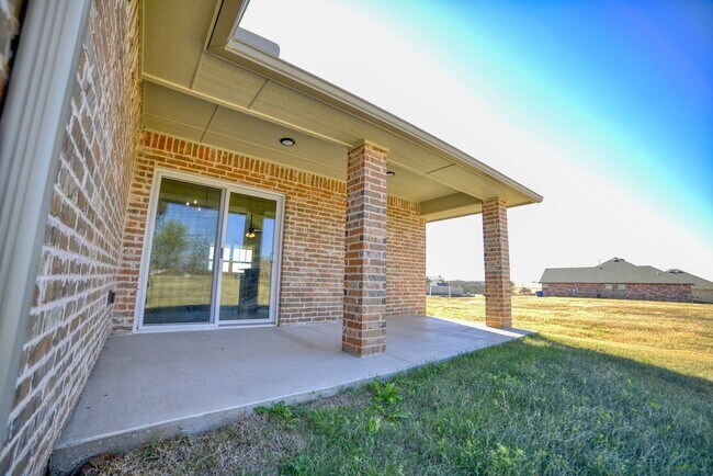 Building Photo - Brand New Home in Washington!