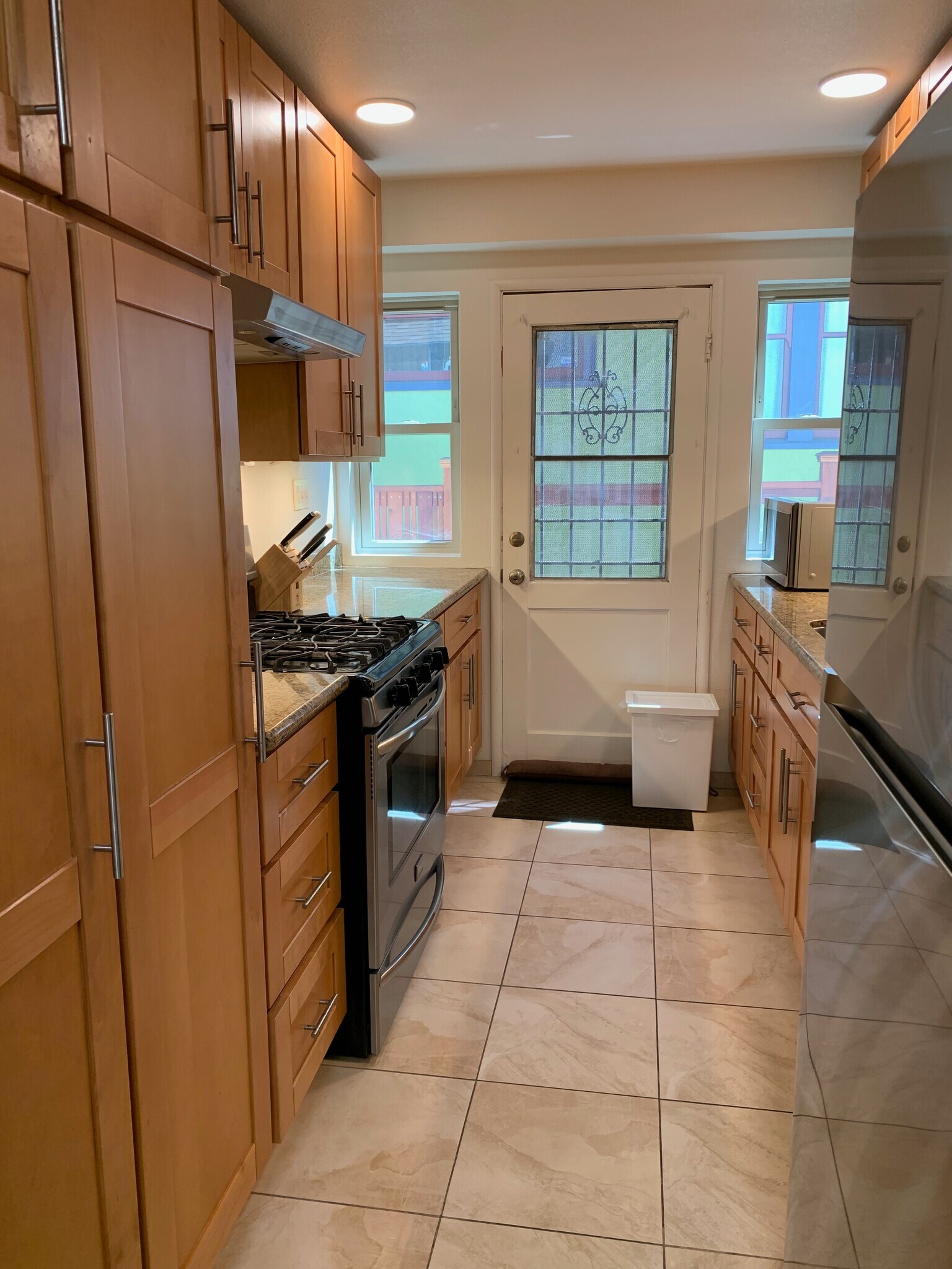 Kitchen, 1st floor - 1635 Derby St