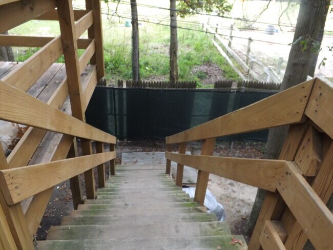 Deck Stairs - 17 - 55 Deer Path Rd