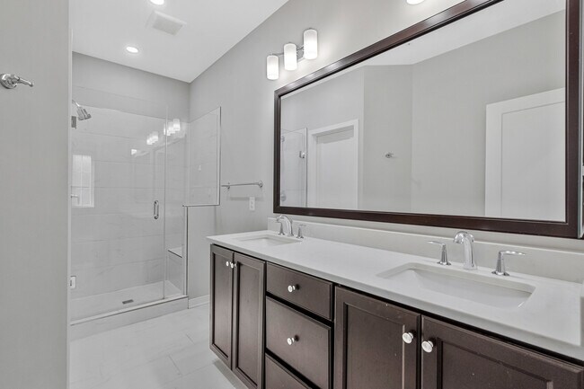 Building Photo - 1884 Easterly Rd