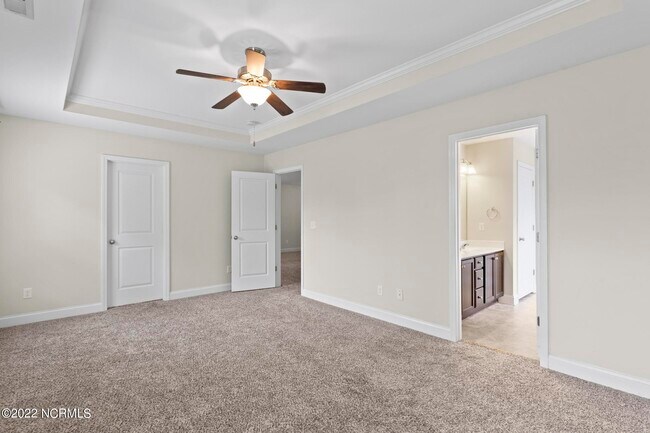 Building Photo - 305 Vilas Way S