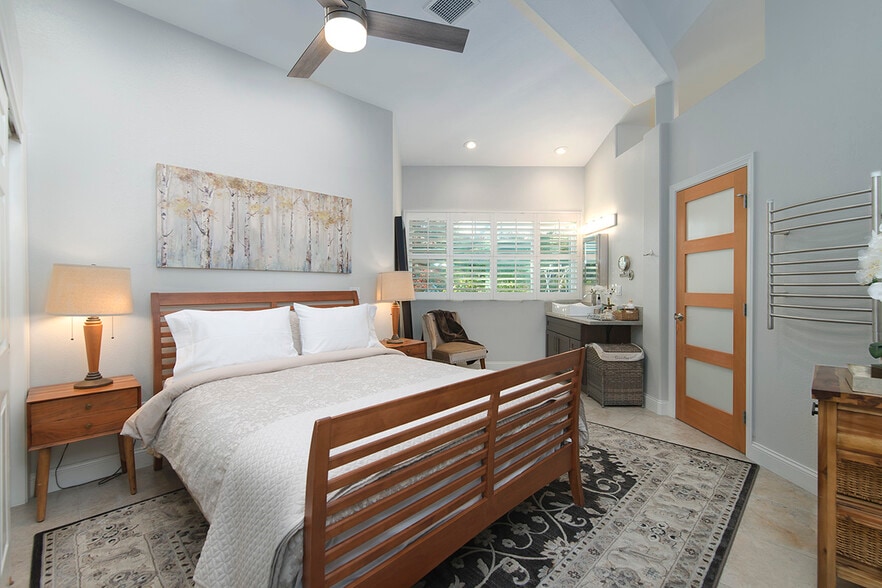 Main Bedroom - 73 Summerfield St