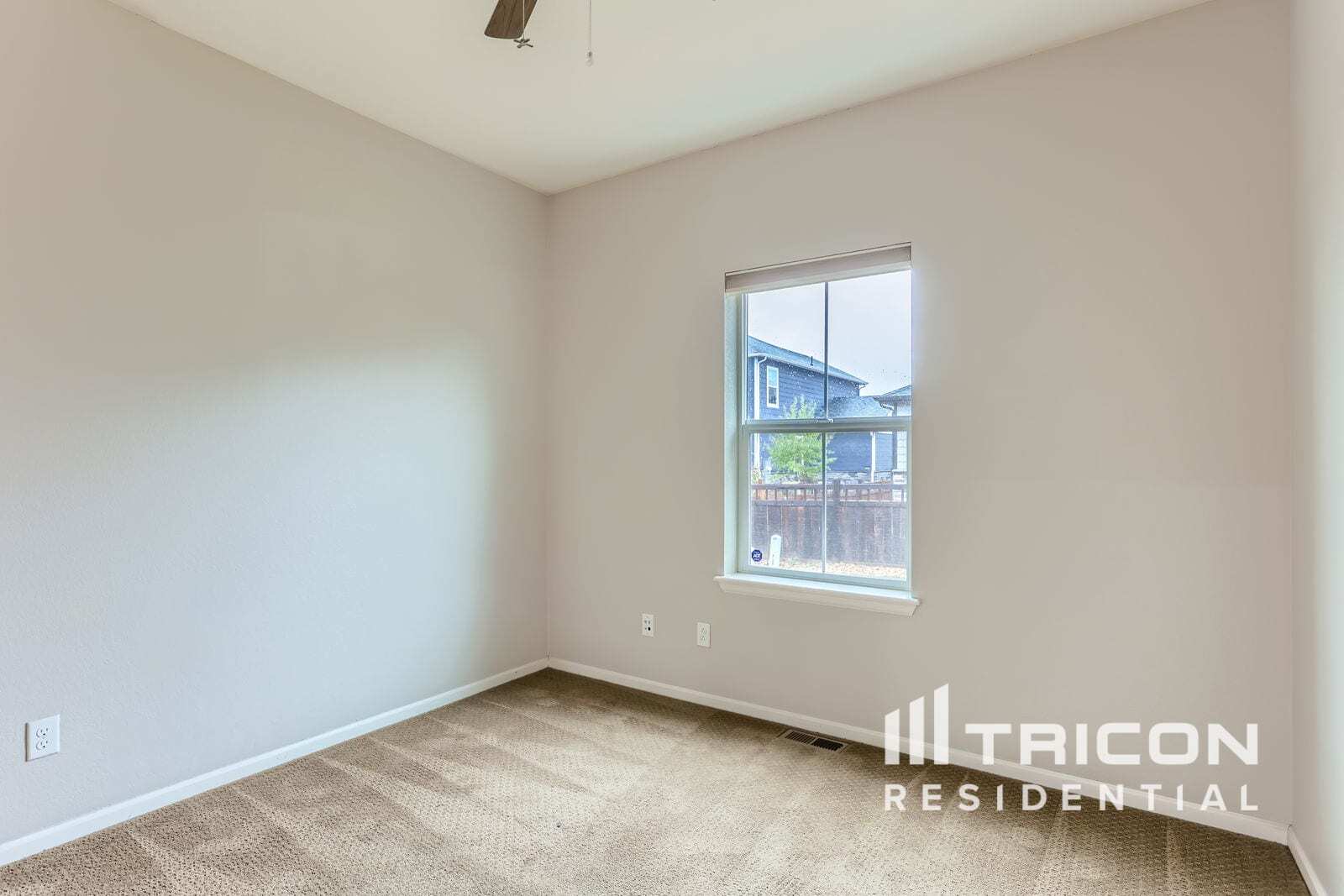 Building Photo - 6354 N Genoa Way