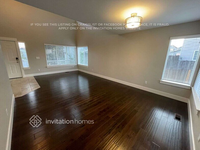 Building Photo - 7927 148th St Ct E