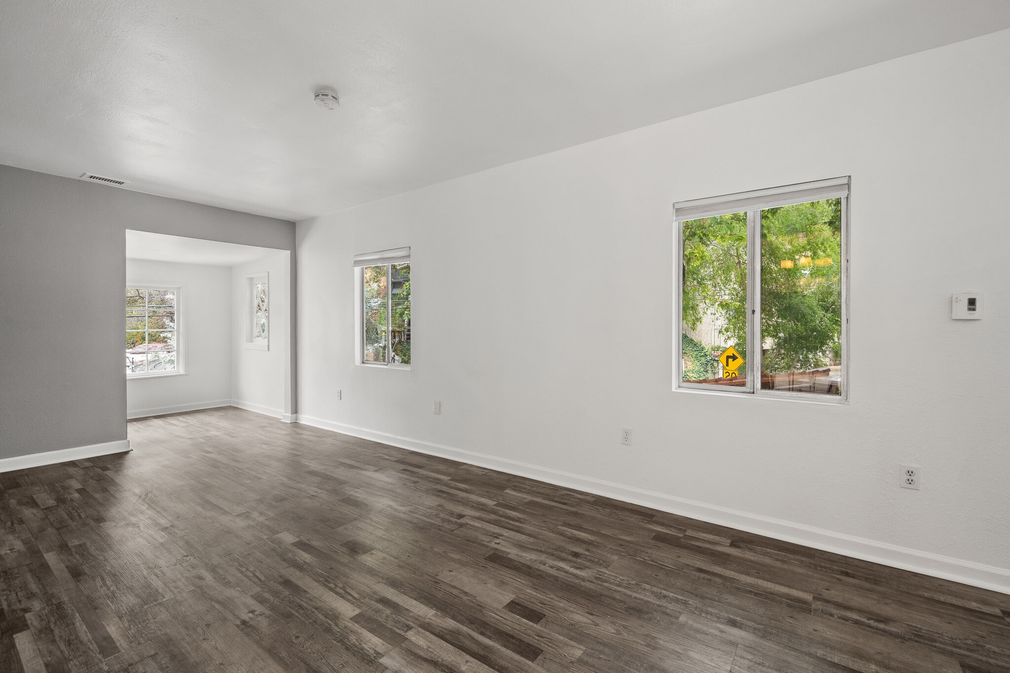 Building Photo - 1628 N Beverly Glen Blvd