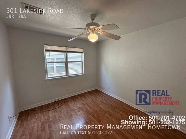 Building Photo - 301 Lakeside Rd