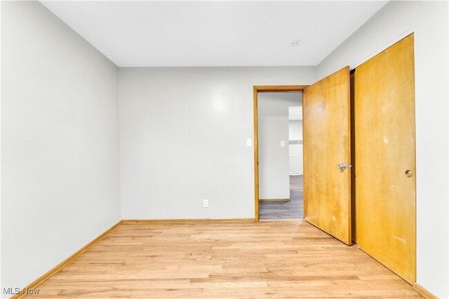 Building Photo - 3460 Hetzel Dr