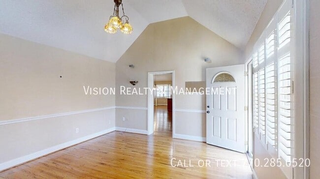 Building Photo - 28 Summerwind Dr