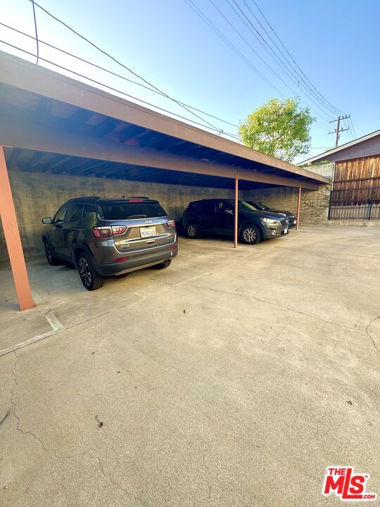 Building Photo - 1237 N Ogden Dr
