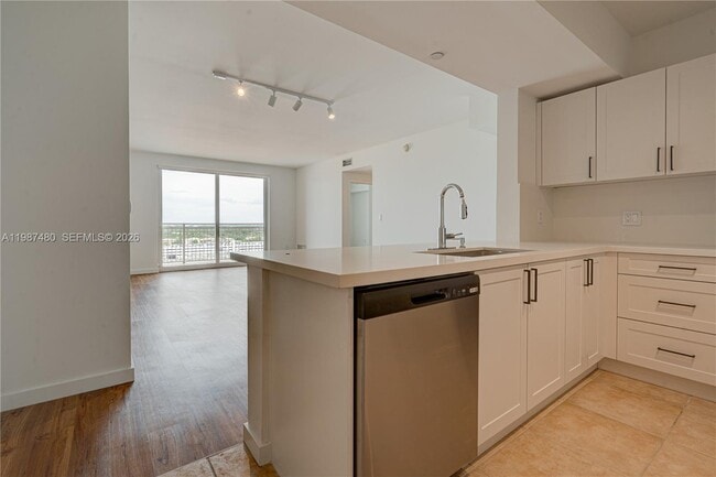 Building Photo - 7350 SW 89th St