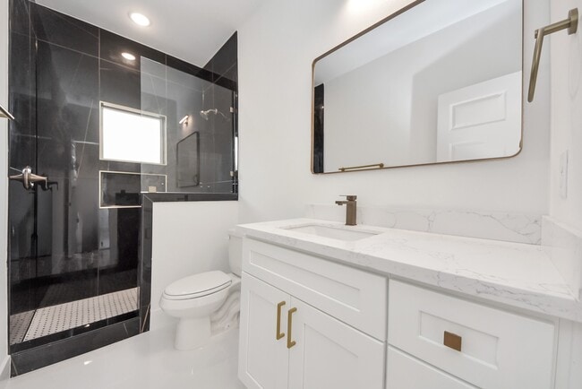 Building Photo - 8125 Cabot St