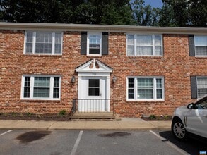 Building Photo - 162 Hessian Hills Way