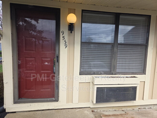 Building Photo - 9539 Olde Woods Dr