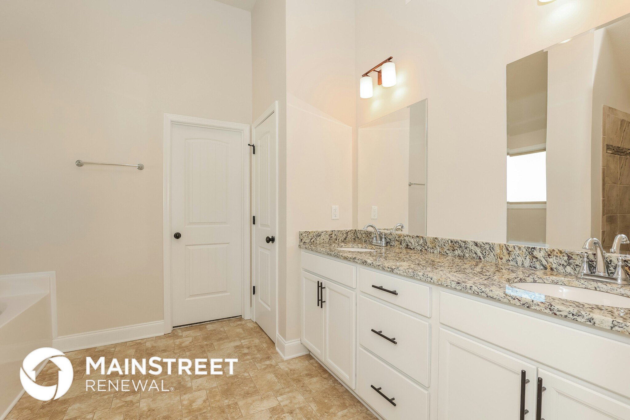 Building Photo - 2230 Pathfinder Dr