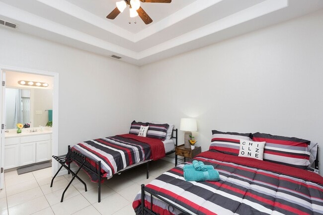 Building Photo - 3104 Scotland Dr