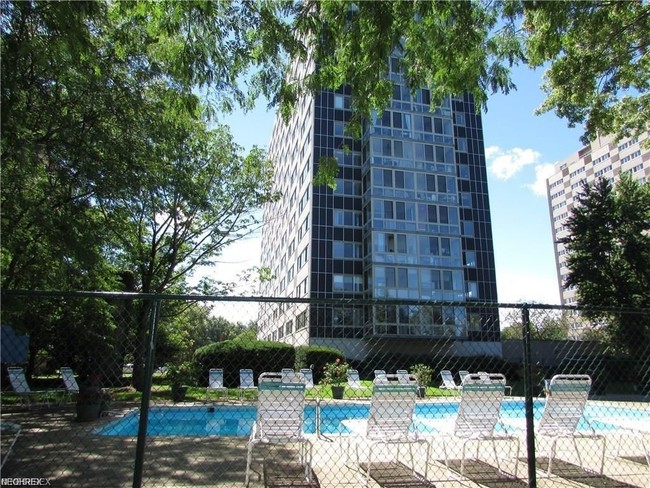 Marine Towers East on the Lake - 12520 Edgewater Dr