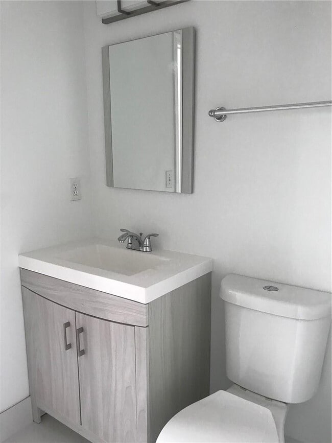 Building Photo - 1489 Barcelona Way