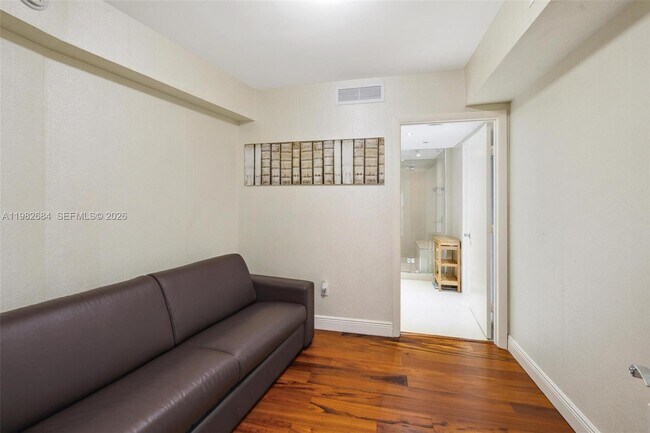 Building Photo - 1800 S Ocean Dr